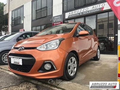 Marrone Usata 2014 Hyundai i10 Edition Utilitaria | 6900 € (Buon prezzo)
