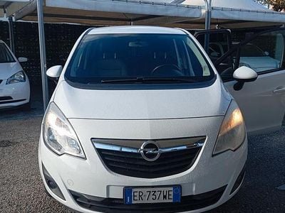 Usata Opel Meriva Cosmo 120 CV (88 kW) 2013 Bianco Monovolume