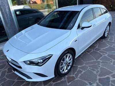 Begagnad Mercedes CLA250e Shooting Brake 218 HK (160 kW) 2021 Vit Kombi