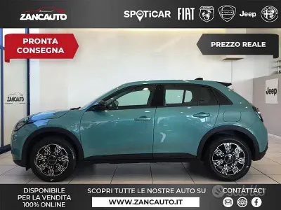 Nuova Fiat 600 Icon 136 CV (100 kW) 2026 Blu/azzurro SUV