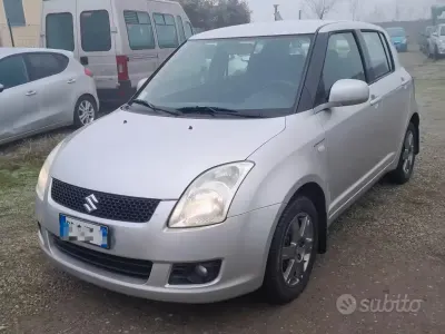 Gebraucht Suzuki Swift GL 92 PS (67 kW) 2009 Grau Kleinwagen