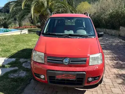Usata Fiat Panda 4x4 Climbing 60 CV (44 kW) 2008 Rosso Utilitaria