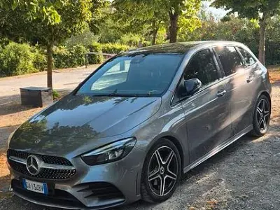 Usata Mercedes B180 Premium 116 CV (85 kW) 2020 Utilitaria