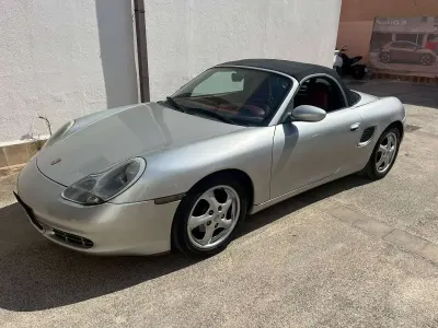 Usata Porsche 986 Boxster 204 CV (150 kW) 1996 Argento Cabrio