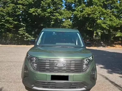 Usata Ford Tourneo Courier Active 125 CV (91 kW) 2024 Monovolume