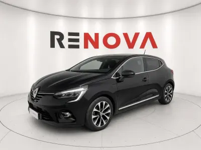 Usata Renault Clio Techno 145 CV (106 kW) 2023 Nero Utilitaria