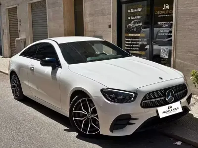 Usata Mercedes E220 Premium Plus 194 CV (142 kW) 2021 Bianco Coupé