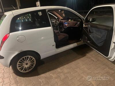 Usata Lancia Ypsilon 69 CV (50 kW) 2006 Utilitaria