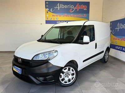 Usata Fiat Doblò 120 CV (88 kW) 2019 Bianco(met.) Monovolume