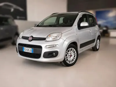 Usata Fiat Panda Easy 69 CV (50 kW) 2016 Argento Utilitaria