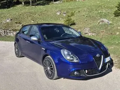 Second-hand Alfa Romeo Giulietta Business 120 CP (88 kW) 2019 Hatchback