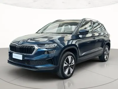 Usata Skoda Karoq Executive 150 CV (110 kW) 2023 Blu lava metallizzato SUV
