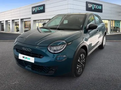 Nouvelle Fiat 600 110 ch (80 kW) 2025 Vert SUV