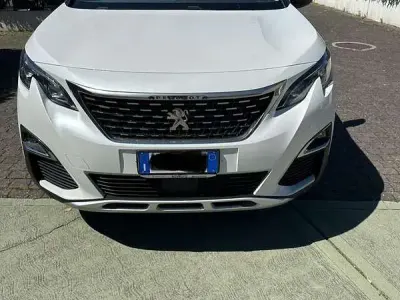 Usata Peugeot 3008 GT-line 120 CV (88 kW) 2018 Bianco SUV
