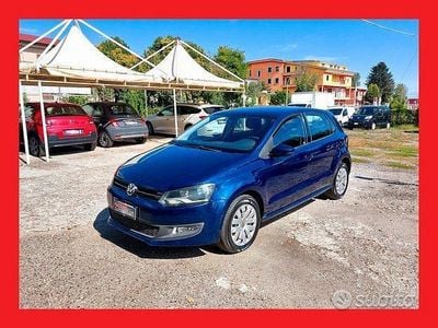 Usata VW Polo Comfortline 75 CV (55 kW) 2013 Blu Utilitaria