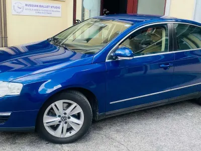 Usata VW Passat 140 CV (102 kW) 2008 Blu/azzurro Berlina