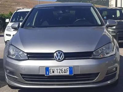 Usata VW Golf VII Comfortline 105 CV (77 kW) 2014 Grigio Berlina