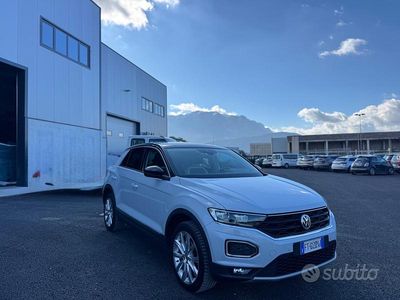 Usata VW T-Roc Advance 115 CV (84 kW) 2019 Bianco SUV
