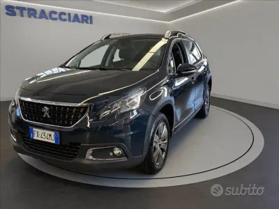 Käytetty Peugeot 2008 Signature Sky 83 HP (61 kW) 2019 Musta Katumaasturi