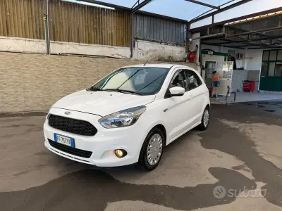 Usata Ford Ka 69 CV (50 kW) 2016 Bianco Berlina
