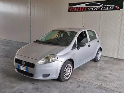 Usata Fiat Punto Evo Dynamic 69 CV (50 kW) 2011 Grigio Utilitaria