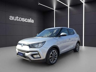 Usata Ssangyong (KGM) Tivoli 128 CV (94 kW) 2019 Argento SUV