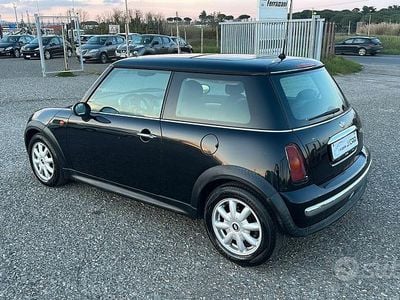 Usata Mini One D 74 CV (54 kW) 2004 Nero Utilitaria