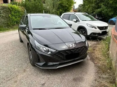 Usata Hyundai i20 79 CV (58 kW) 2024 Nero Utilitaria