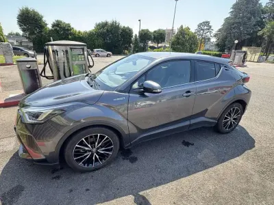 Usata Toyota C-HR Lounge 98 CV (72 kW) 2020 Grigio SUV