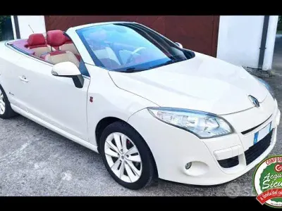 Usata Renault Mégane Cabriolet Floride 110 CV (80 kW) 2012 Bianco Cabrio
