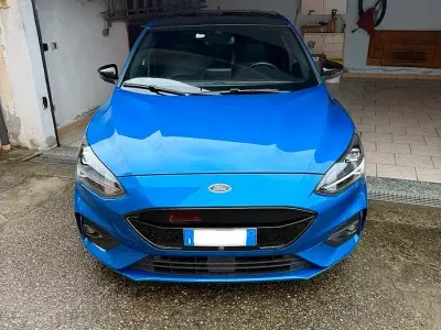 Usata Ford Focus ST-Line 120 CV (88 kW) 2018 Blu Berlina