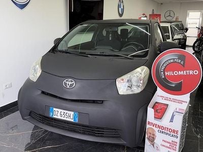 Usata Toyota iQ 68 CV (50 kW) 2009 Grigio Utilitaria