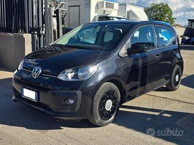 Usata VW up! Move 75 CV (55 kW) 2018 Nero Utilitaria