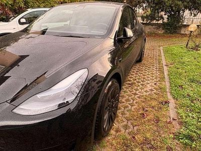 Usata Tesla Model Y RWD 88 kW (120 CV) 2022 Nero SUV