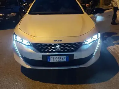 Usata Peugeot 508 SW Allure 181 CV (133 kW) 2020 Station wagon