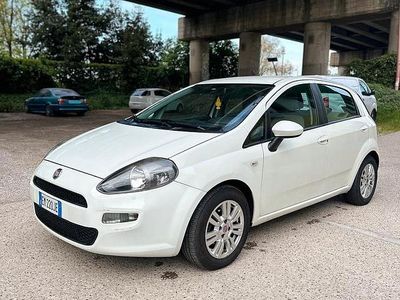 Usata Fiat Punto 75 CV (55 kW) 2012 Bianco Utilitaria