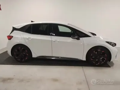 Usata Cupra Born 69 kW (95 CV) 2023 Utilitaria