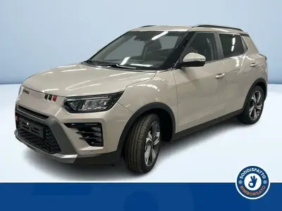Nuova KGM Tivoli 163 CV (119 kW) 2026 Beige SUV