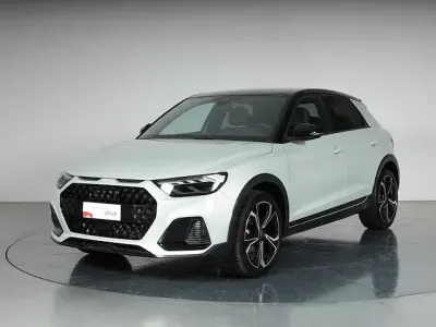 Brugt Audi A1 Ambiente 116 HK (85 kW) 2024 Sort SUV
