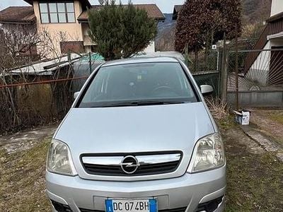 Usata Opel Meriva Cosmo 101 CV (74 kW) 2006 Grigio Monovolume