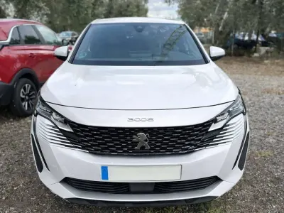 Usata Peugeot 3008 Allure 131 CV (96 kW) 2024 Bianco SUV