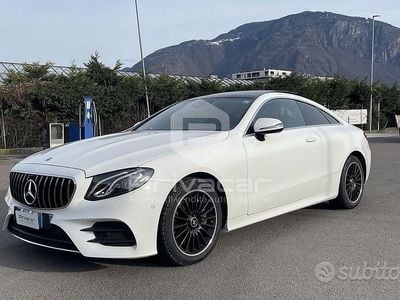 Usata Mercedes E220 Premium Plus 194 CV (142 kW) 2018 Bianco Coupé