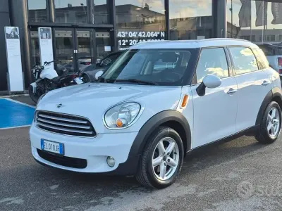 Begagnad Mini Cooper D Countryman 111 HK (81 kW) 2012 Vit SUV