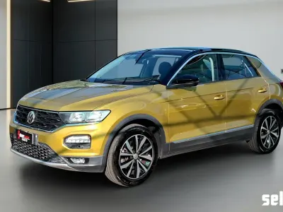 Usata VW T-Roc Style 150 CV (110 kW) 2018 Giallo pitone metallizzato ner SUV