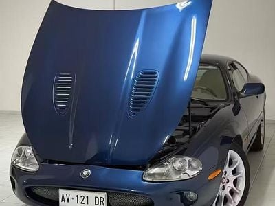 Usata Jaguar XK8 285 CV (209 kW) 1997 Blu Coupé