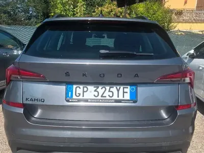 Usata Skoda Kamiq 95 CV (69 kW) 2023 Grigio SUV