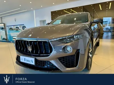 Usata Maserati Levante GT 330 CV (242 kW) 2021 Grigio maratea SUV