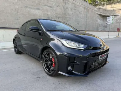 Usata Toyota Yaris 261 CV (191 kW) 2024 Nero Utilitaria