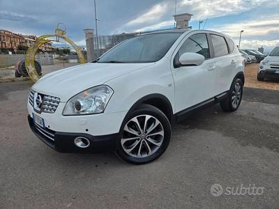 Usata Nissan Qashqai Tekna 149 CV (109 kW) 2009 Bianco SUV