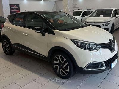 Usata Renault Captur 90 CV (66 kW) 2014 Beige SUV